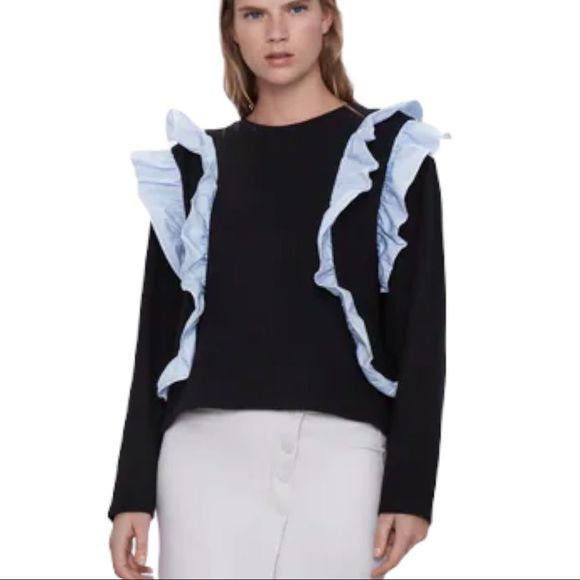 Zara Sweaters - NWT ZARA CONTRASTING POPLIN SWEATER BLACK WITH WHITE /blue micro stripe L